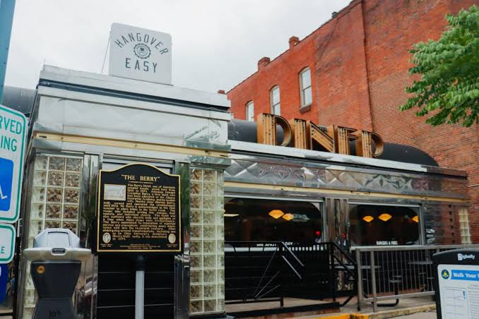 The Hangover Easy diner on North Court Street